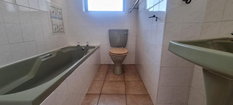 2 Bedroom Property for Sale in Tergniet Western Cape